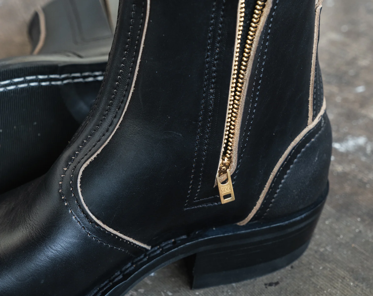 Side-Zip Chelsea - BYO - Image 6