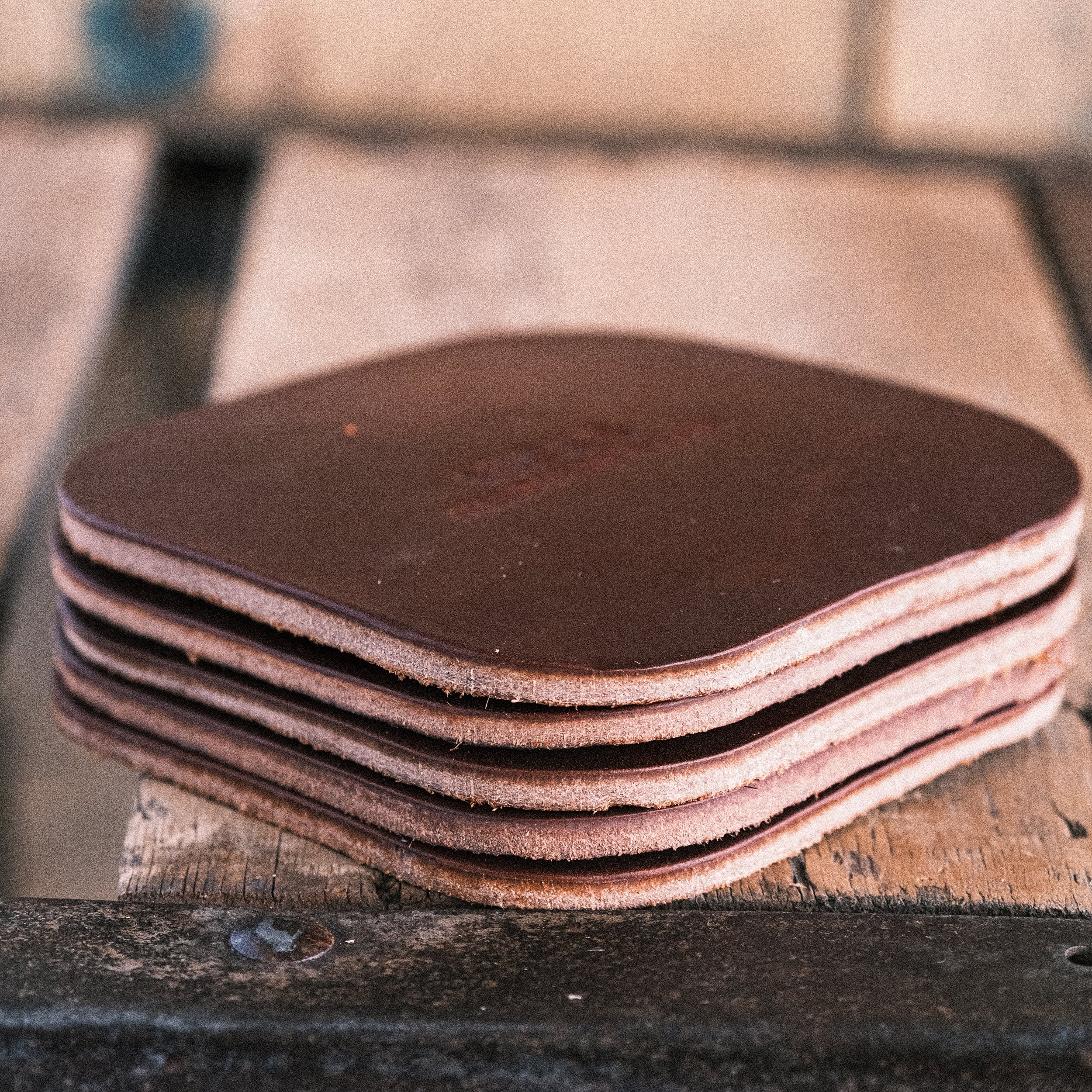 Wickett & Craig Heavy Duty Belt Leather Coasters (12–15oz, 5 Pack) - Image 20